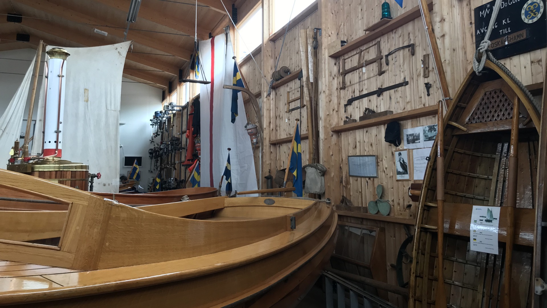 Museet med båtar och maskiner i Oskarshamn