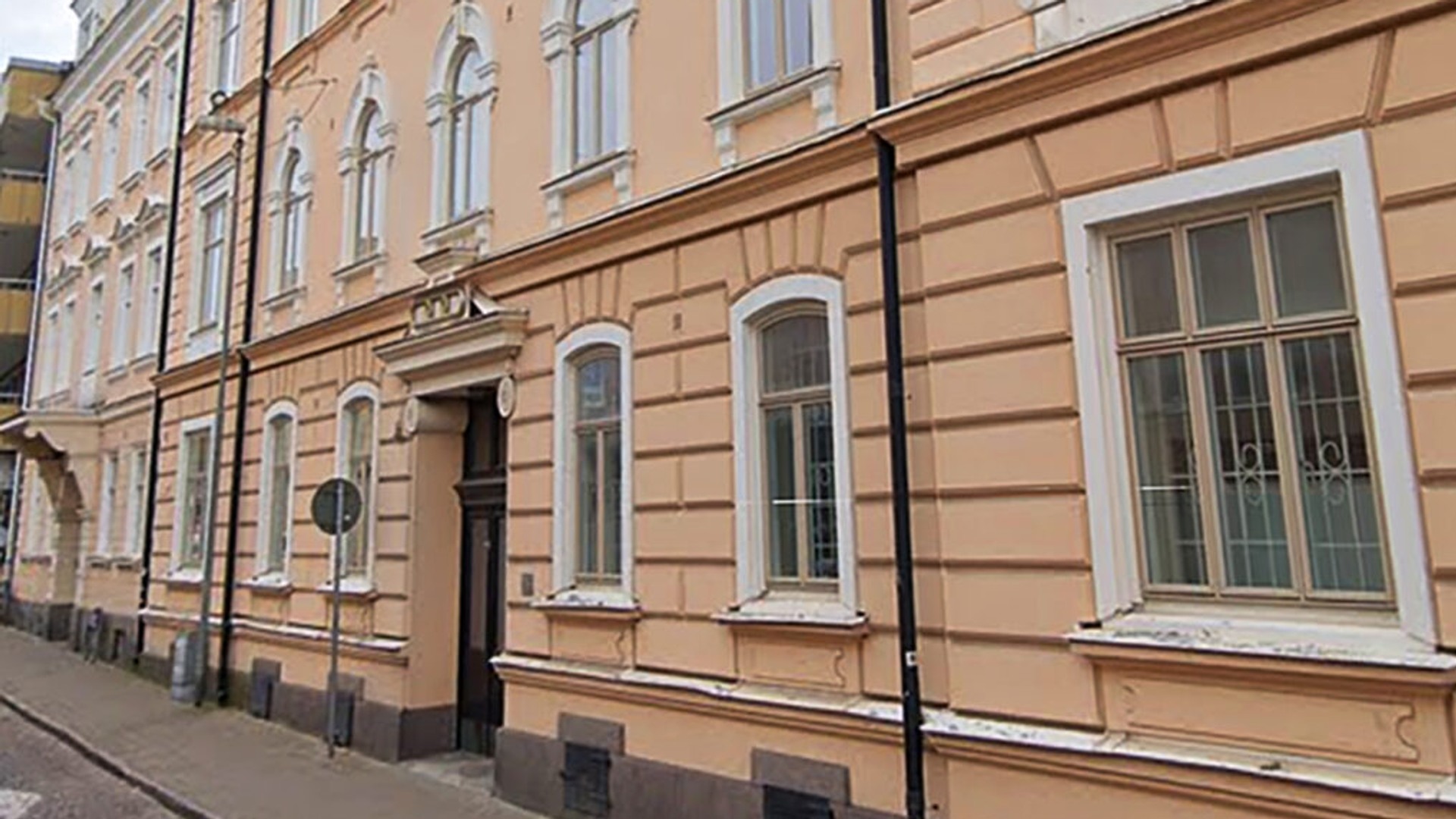 Fasaden till Hotell Slottsgatan i Oskarshamn