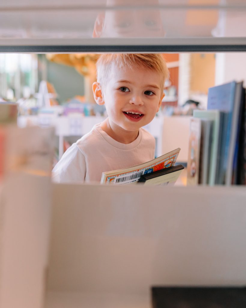 Oskarshamns bibliotek. Fotograf Cornelia Höglind.